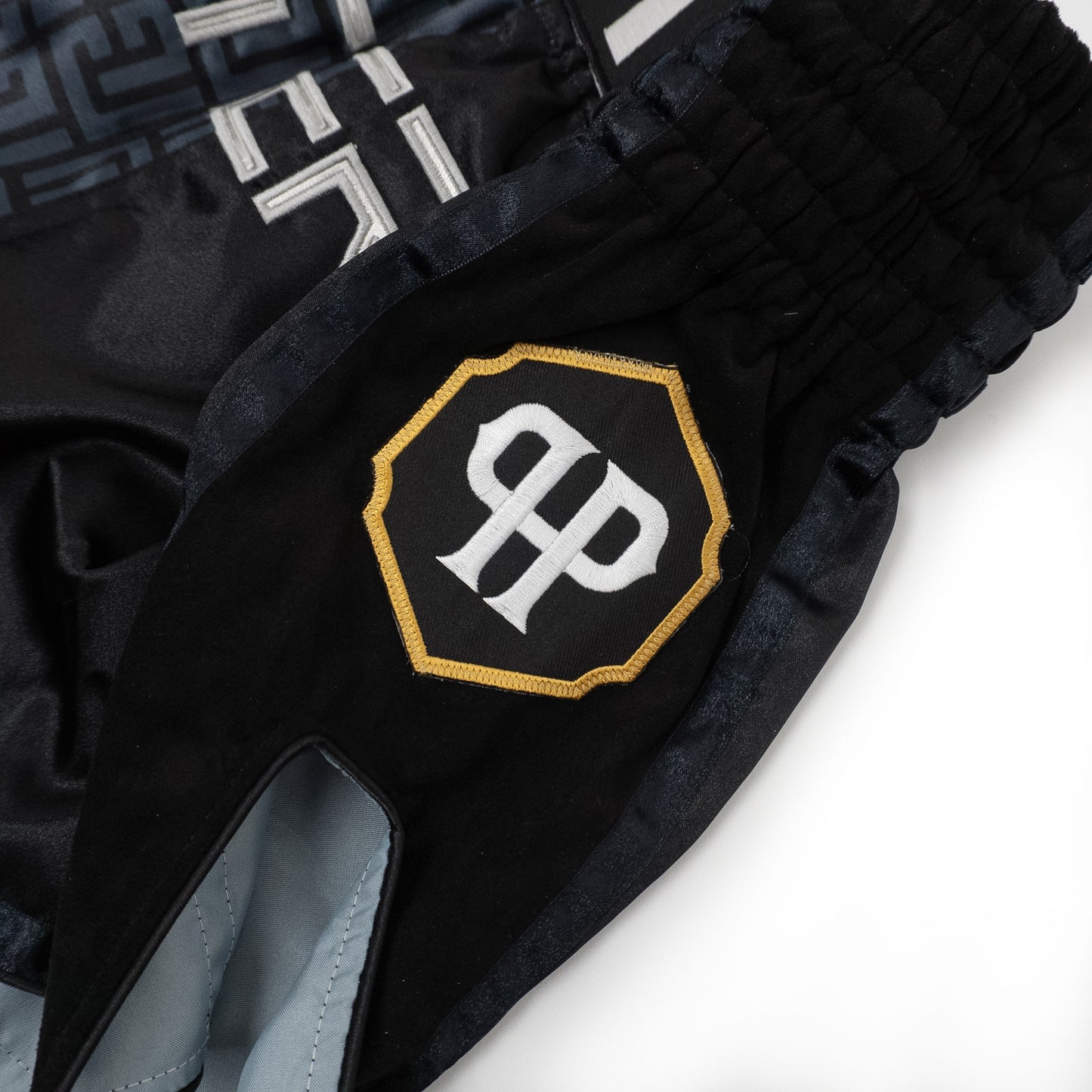 Aeterna Muay Thai shorts